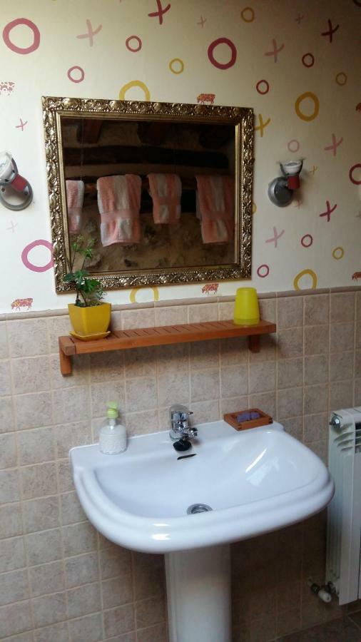 Casa Rural Calle Real Bed & Breakfast Torremocha de Ayllon Bagian luar foto