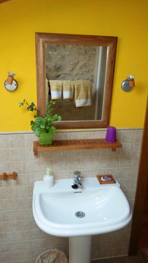 Casa Rural Calle Real Bed & Breakfast Torremocha de Ayllon Bagian luar foto